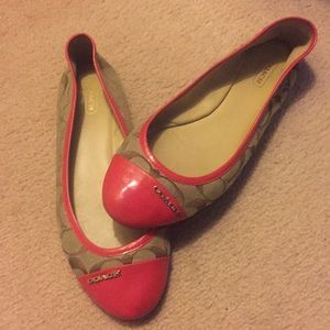 Coach flats